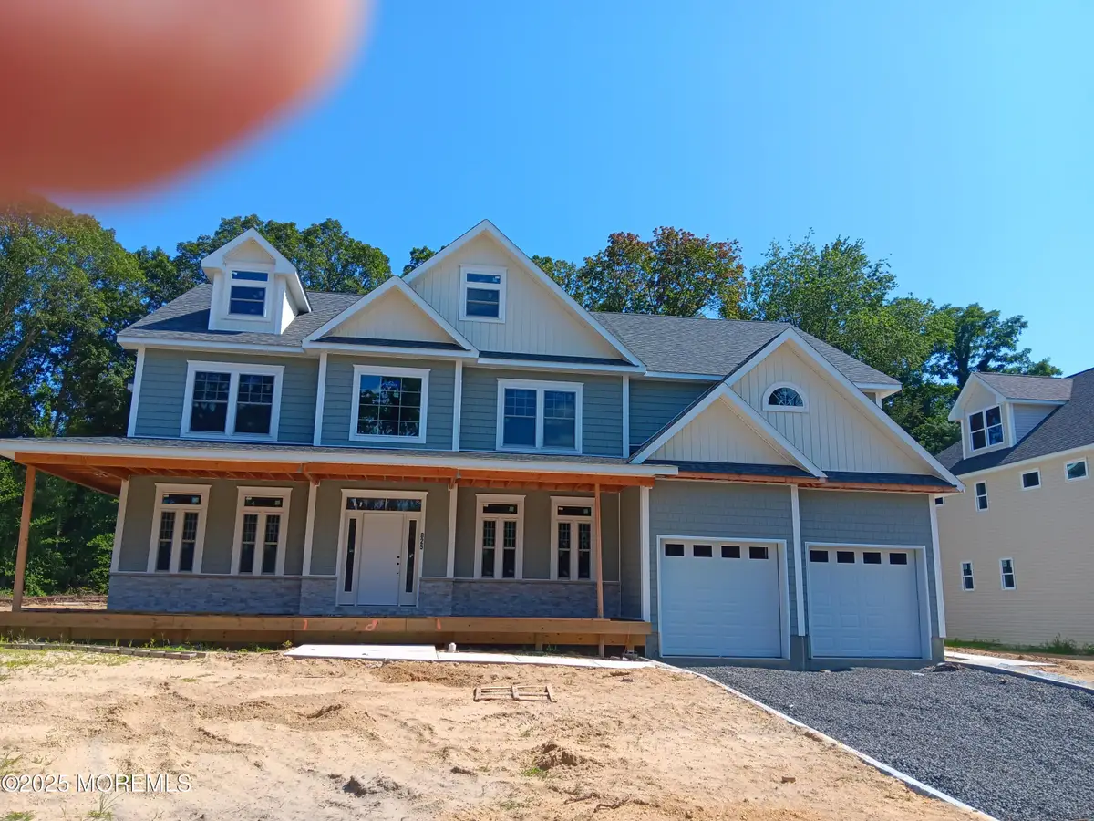 825 Naryshkin Way, Toms River, NJ 08753 - Image #1