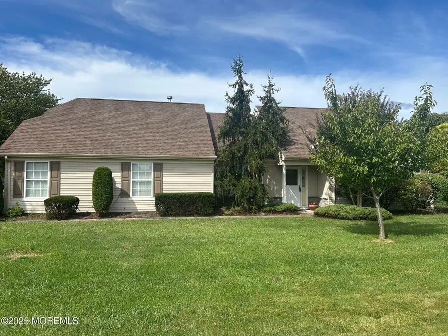 2601 Lancaster Lane, Toms River, NJ 08755 - Image #2