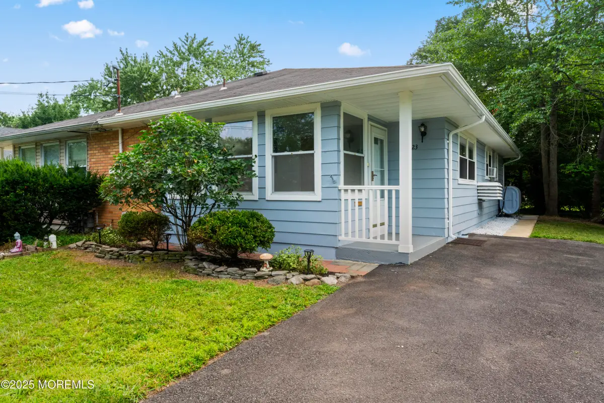 23 Niagara Drive, Toms River, NJ 08753 - Image #1