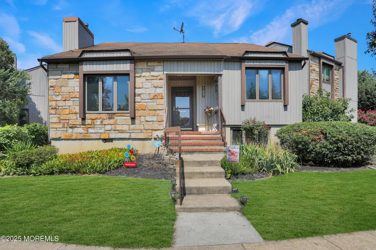 127 Diamond Lane, Old Bridge, NJ 08857 - Image #1