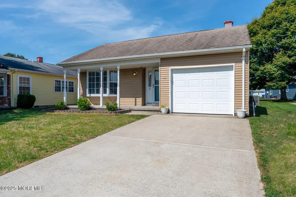 8 Manitoba Court, Toms River, NJ 08757 - #1