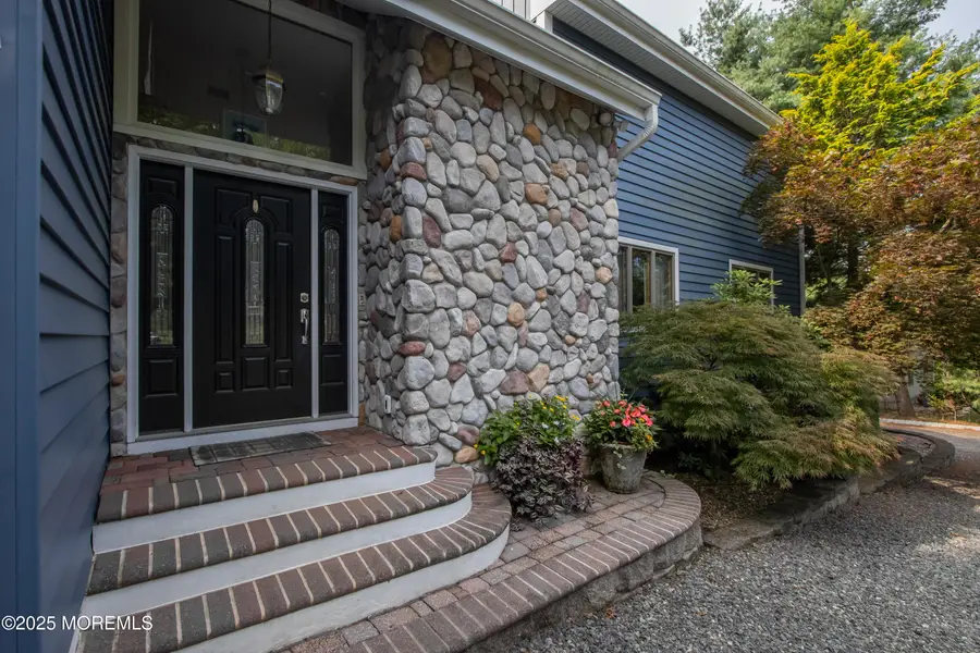 7 Cormorant Drive, Middletown, NJ 07748 - Image #3