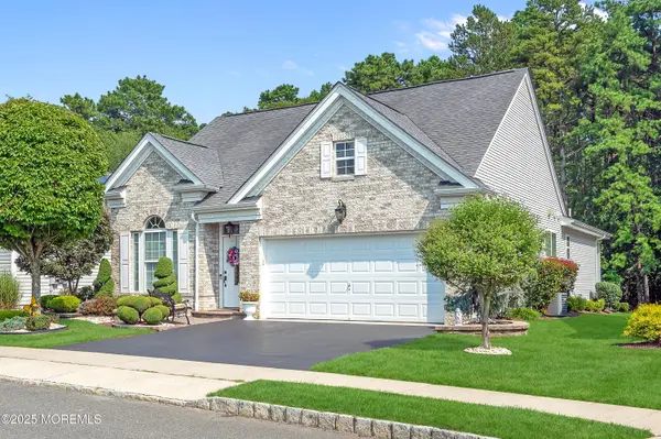 23 Lenox Road, Jackson, NJ 08527