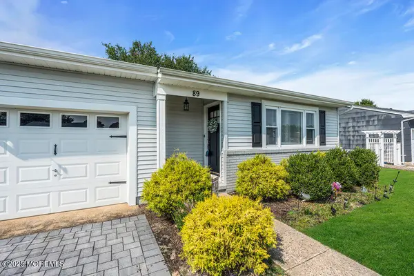 89 Carlisle Road, Toms River, NJ 08757