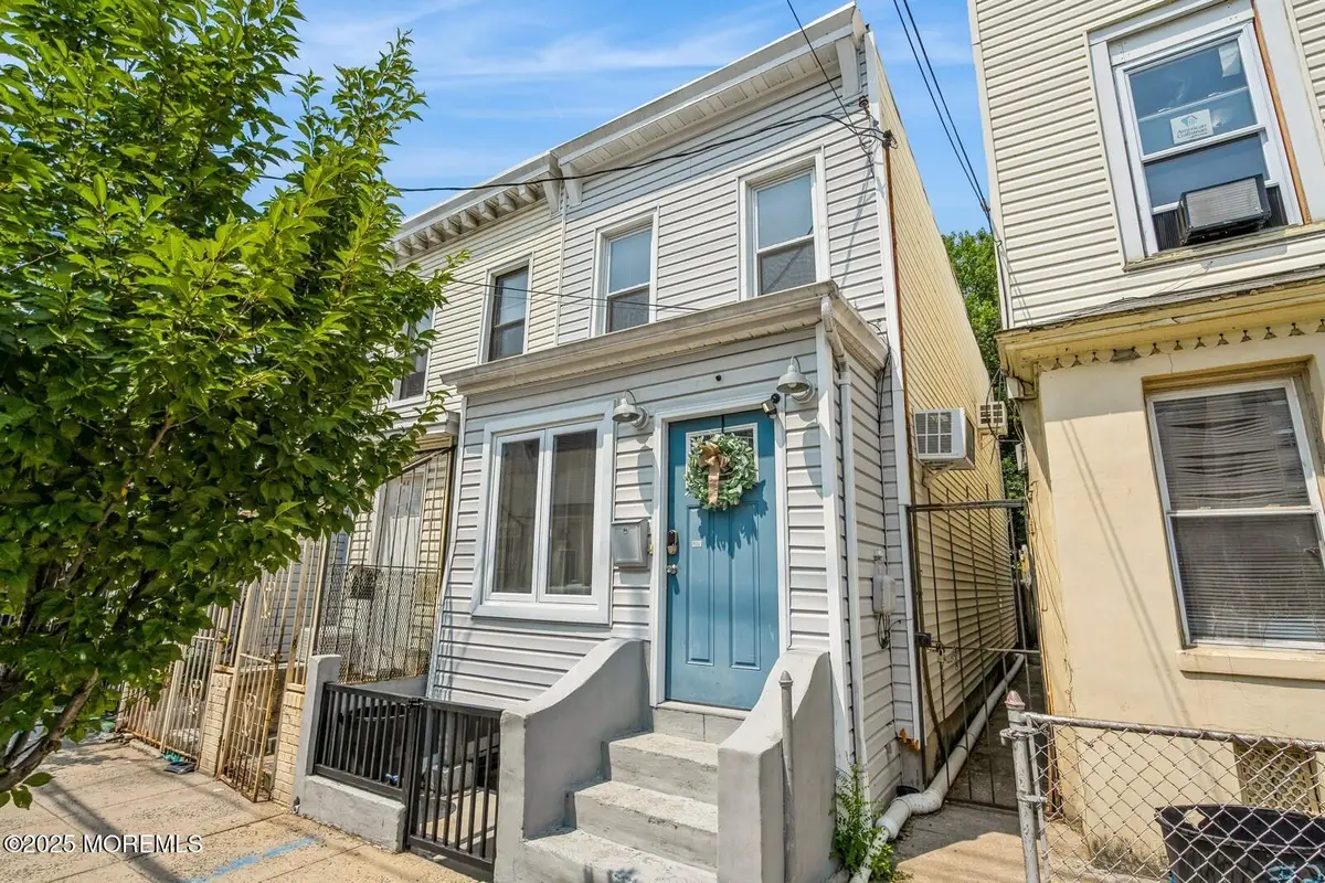 141 Van Horne Street, Jersey City, NJ 07304 - #1