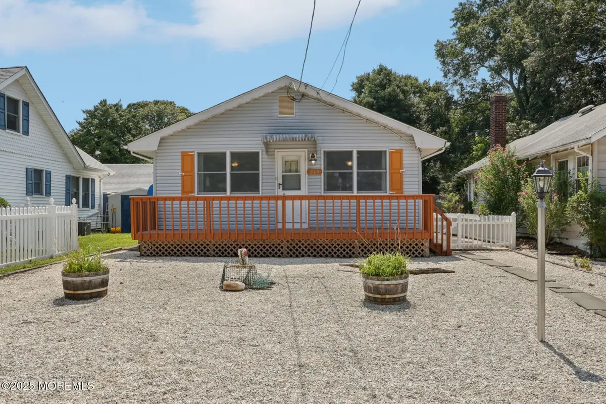 218 Swan Boulevard, Toms River, NJ 08753 - Image #1