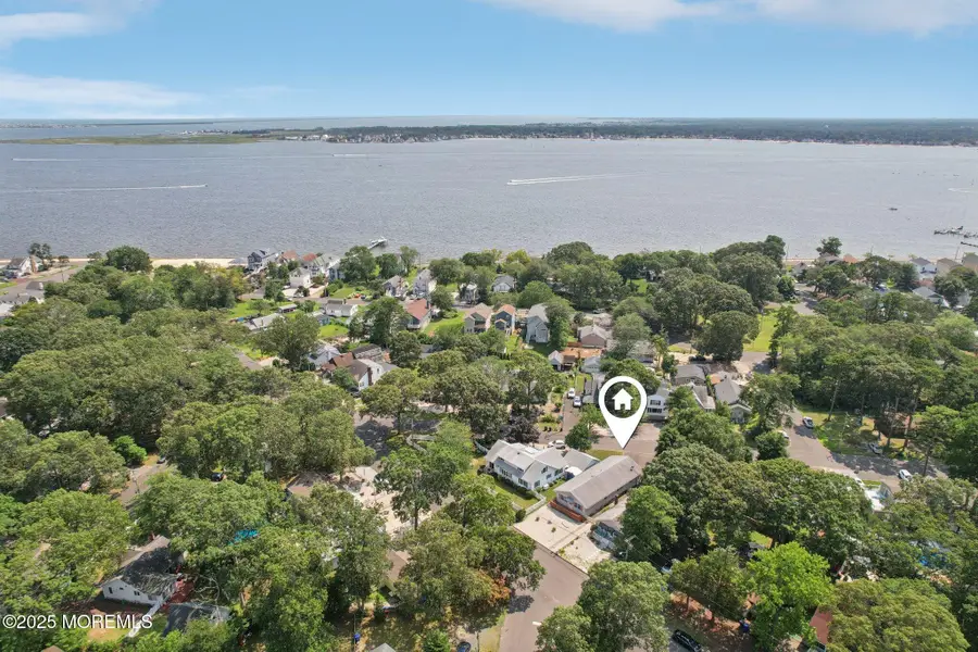 218 Swan Boulevard, Toms River, NJ 08753 - Image #2