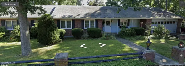 6 Lakeview Drive, Jackson, NJ 08527