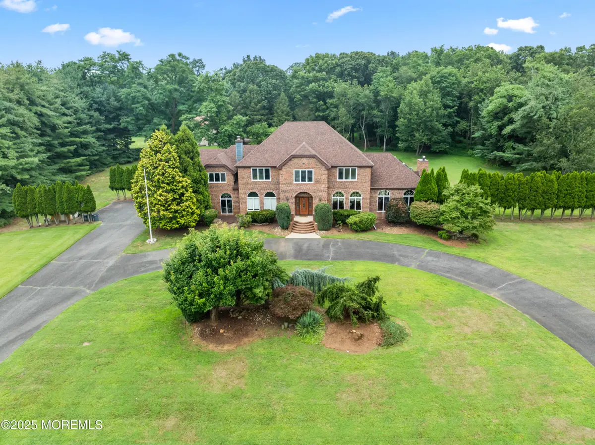 6 Peachtree Lane, Manalapan, NJ 07726 - #1