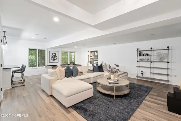 126 Metedeconk Court, Holmdel, NJ 07733