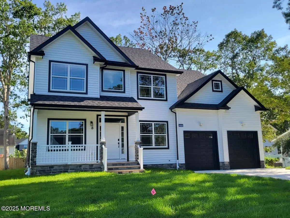 1215 Canal Avenue, Manahawkin, NJ 08050 - #1