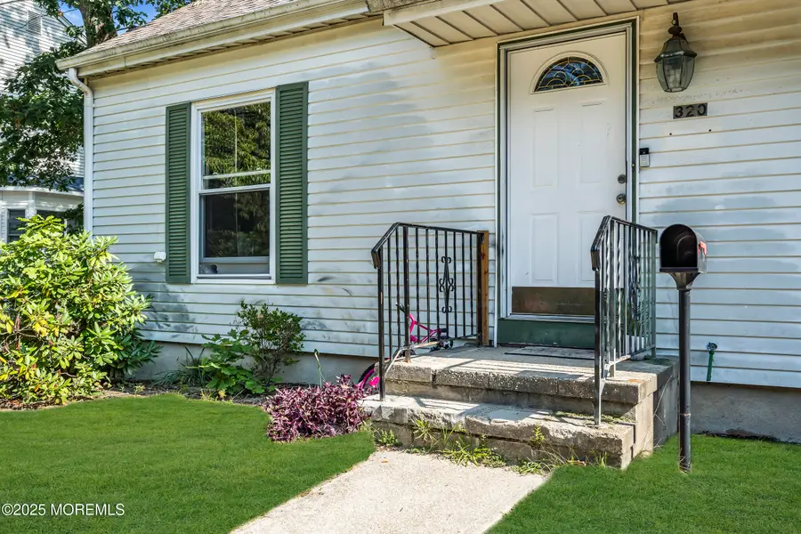 320 Pennsylvania Avenue, Pine Beach, NJ 08741 - Image #2