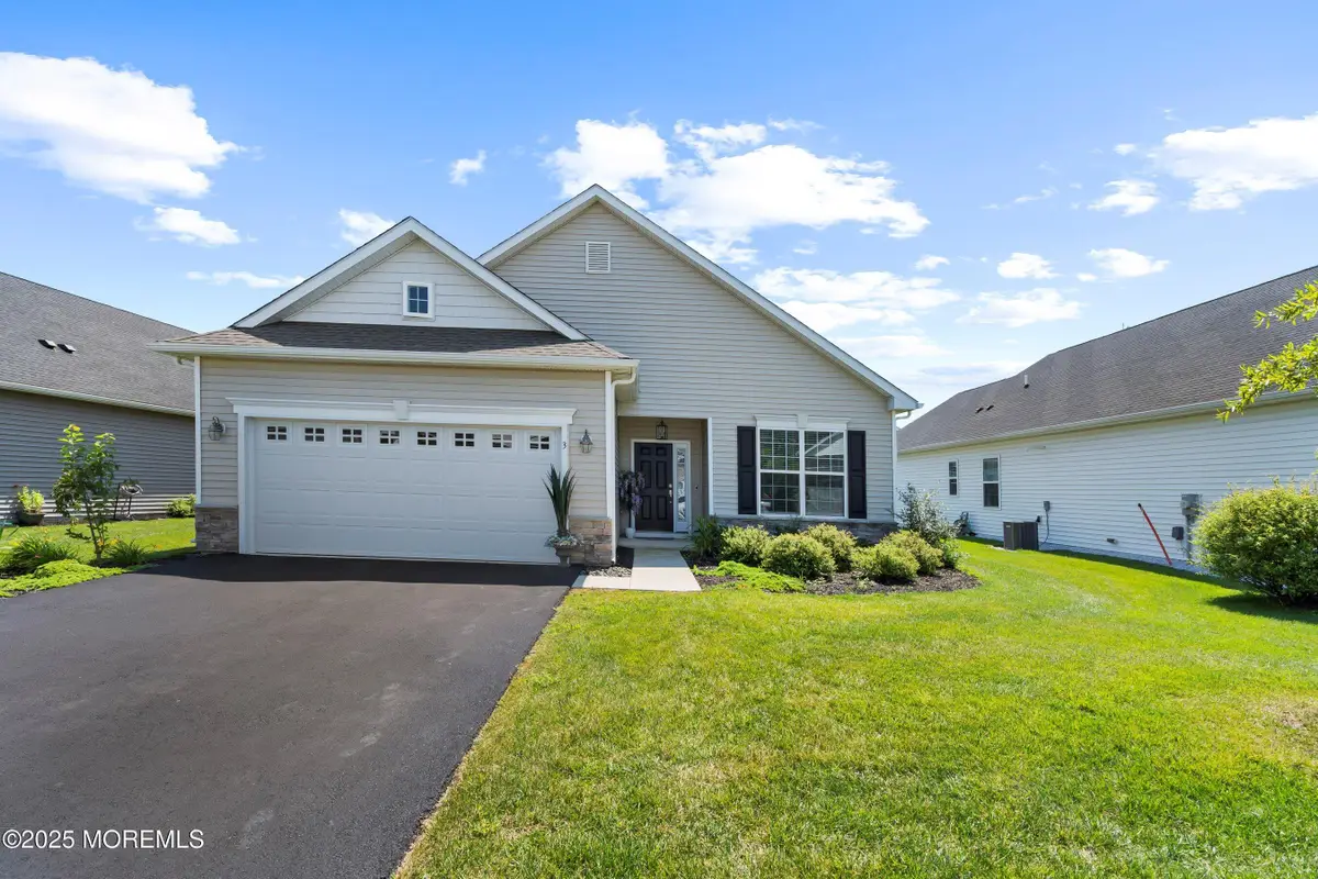 3 Coliseum Drive, Eastampton, NJ 08060 - #1