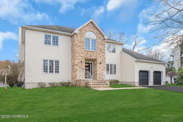 6 Lotus Court, Ocean Twp, NJ 07712