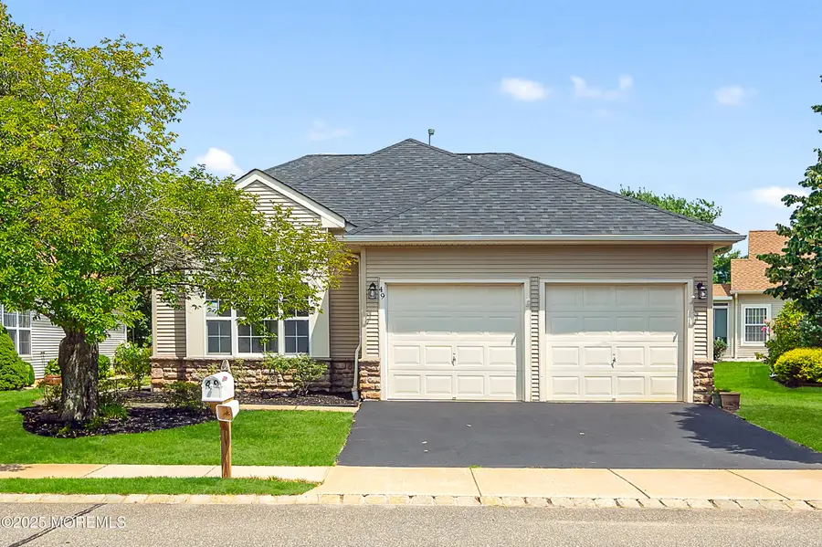 49 Rochford Drive, Manchester Township, NJ 08759 - Image #2