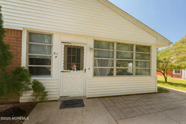 51 D St John Place, Manchester, NJ 08759