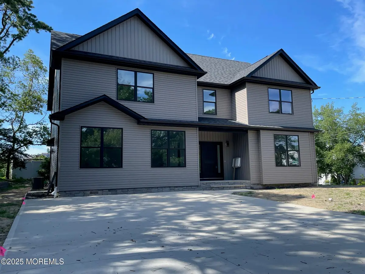 2041 Broadway Boulevard, Toms River, NJ 08757 - Image #1