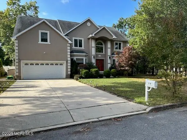 14 Ridge Road, Barnegat, NJ 08005