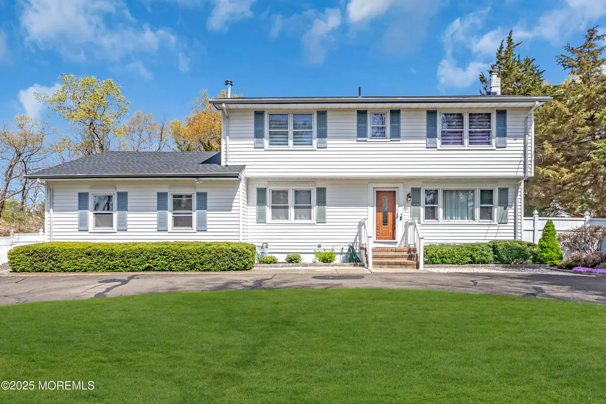 159 Clayton Avenue, Toms River, NJ 08755 - Image #1