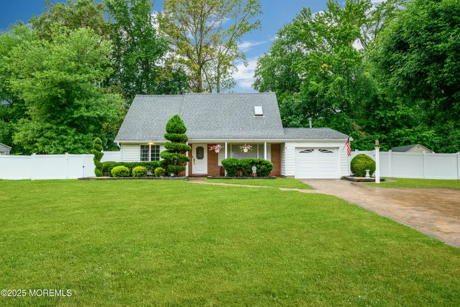 4 Maxwell Lane, Manalapan Township, NJ 07726 - Image #2