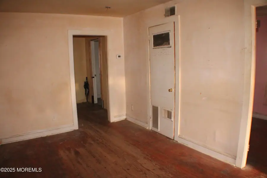 602 Union Avenue, Union Beach, NJ 07735 - Image #3