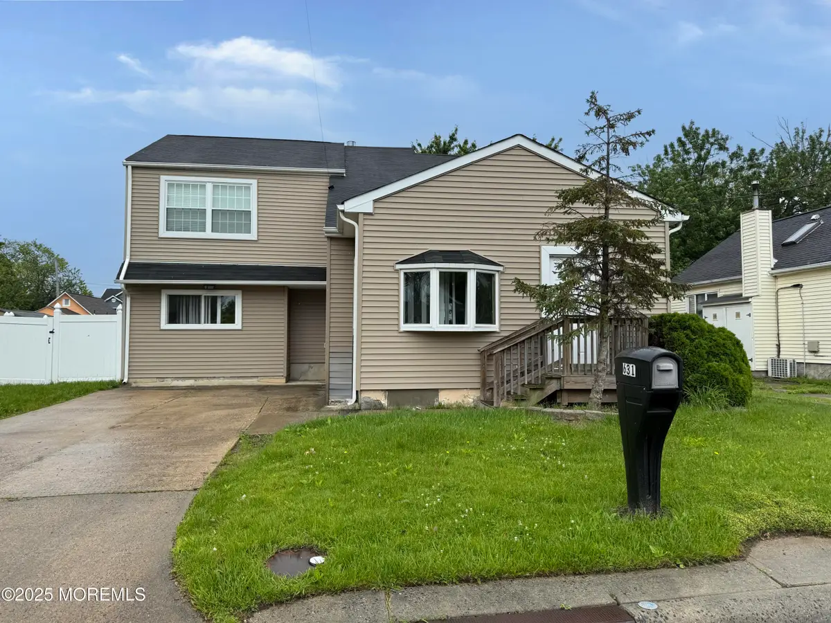 631 Sydney Avenue, Union Beach, NJ 07735 - Image #1