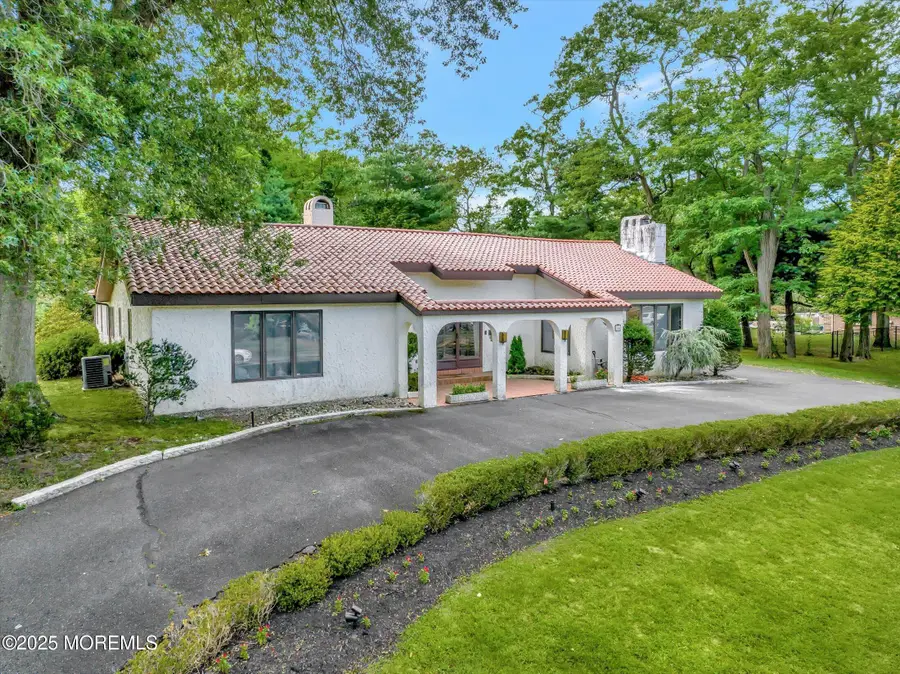 36 Muncy Drive, West Long Branch, NJ 07764 - Image #2