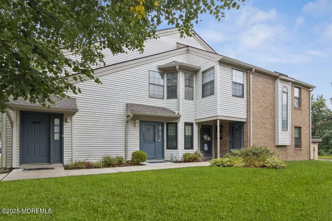 3014 Lighthouse Lane #3014, Parlin, NJ 08859 - Image #1