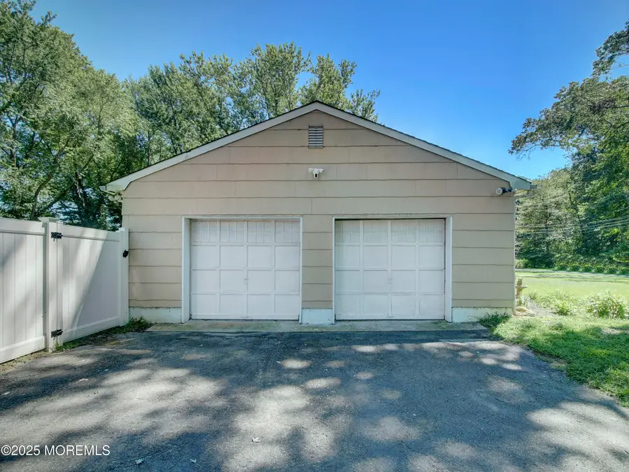 216 Paint Island Spring Road, Millstone, NJ 08510 - Image #3