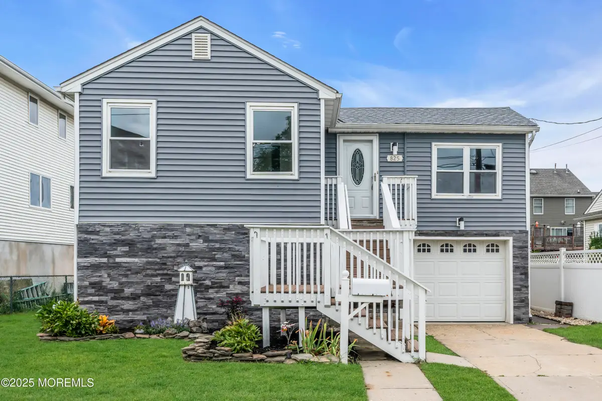825 Lorillard Avenue, Union Beach, NJ 07735 - Image #1