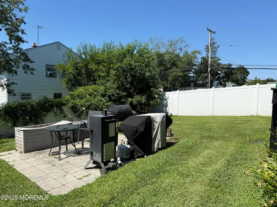 2 Squirrel Road, Neptune, NJ 07753 - Image #2