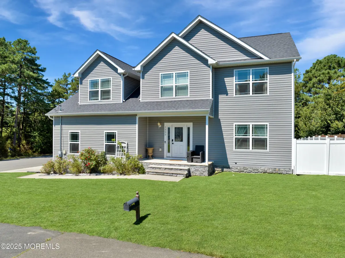 1352 Anchor Avenue, Beachwood, NJ 08722 - Image #1