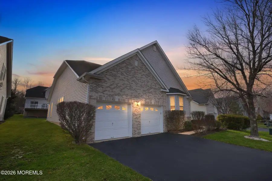 211 Bradwick Way, Marlboro, NJ 07746 - Image #3