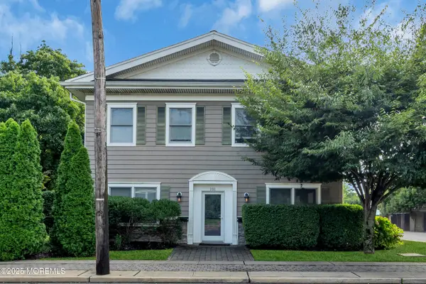 101 Main Street, Farmingdale, NJ 07727