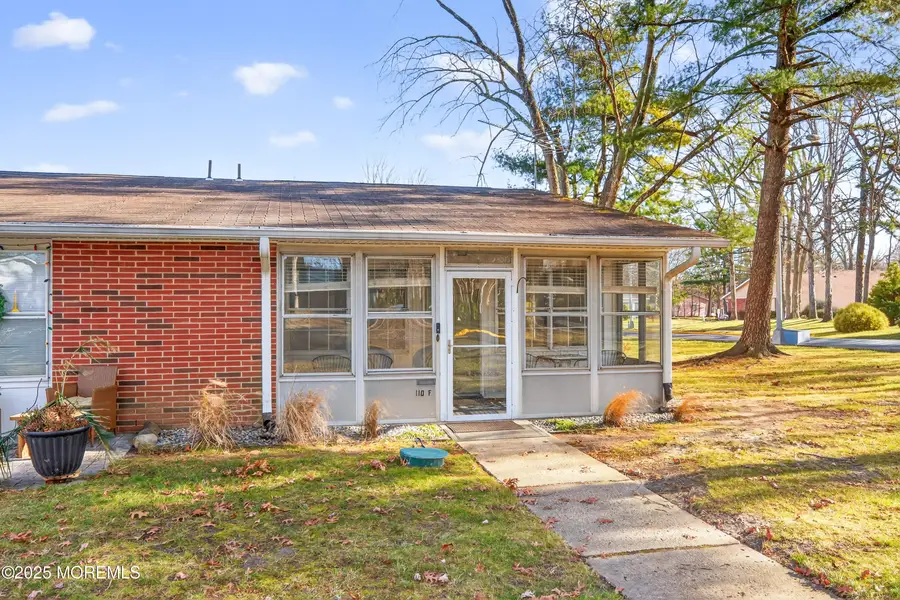 110F Edinburgh Lane, Lakewood, NJ 08701 - Image #2