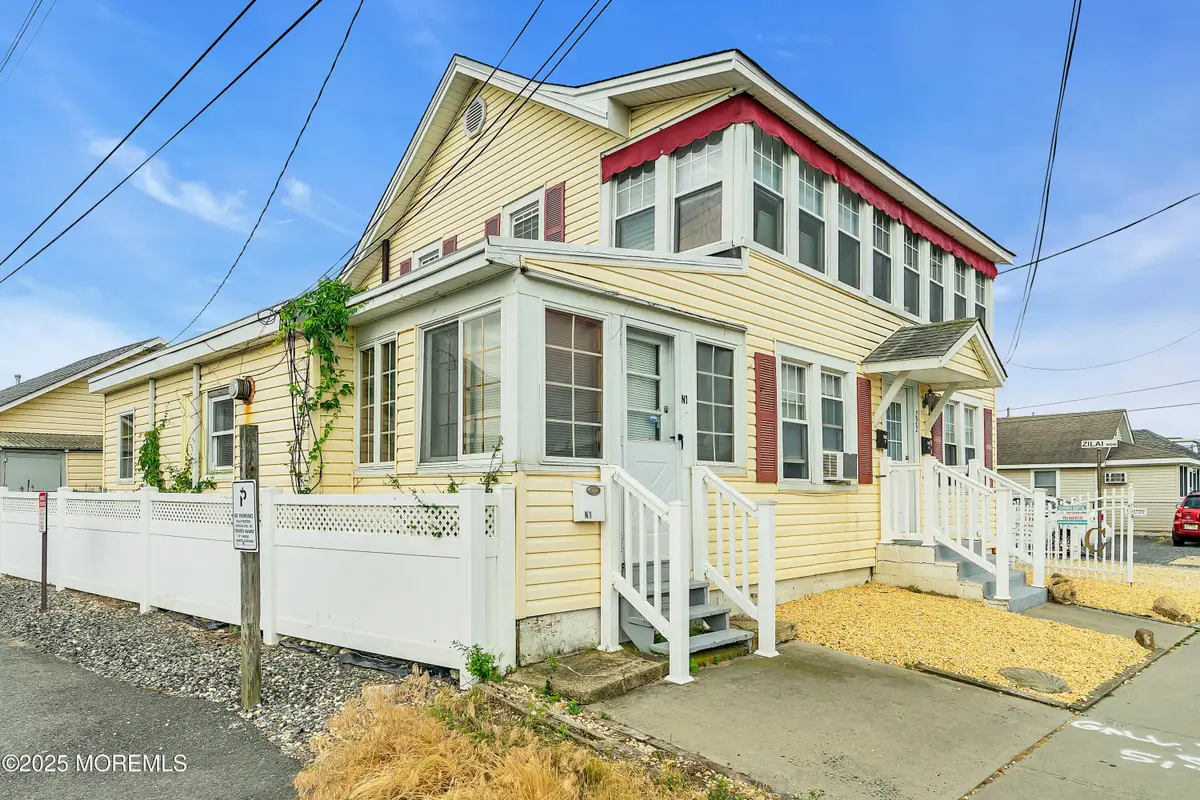 222 Ocean Avenue, Point Pleasant Beach, NJ 08742 - Image #1