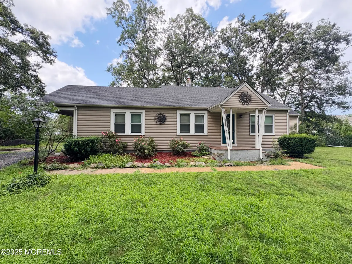 2102 Massachusetts Avenue, Toms River, NJ 08755 - #1