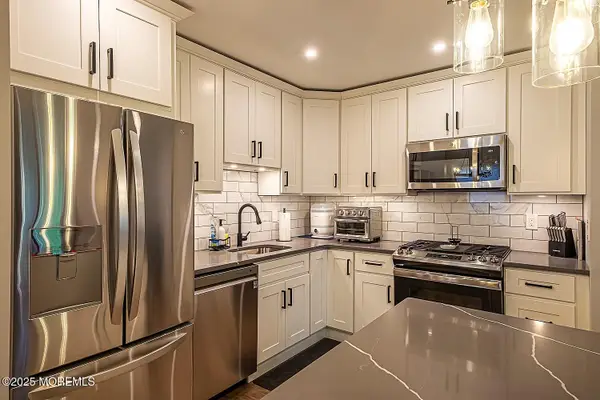 73 Verbena Court, Jackson, NJ 08527