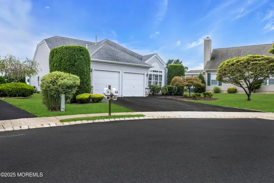 34 Dunrovin Court, Manchester Township, NJ 08759 - Image #2