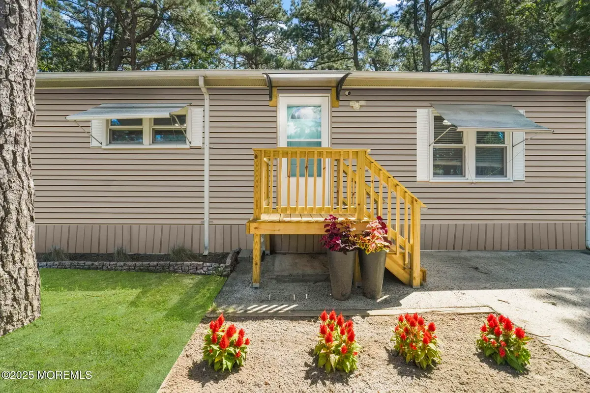 11 Partridge Place, Whiting, NJ 08759 - Image #1