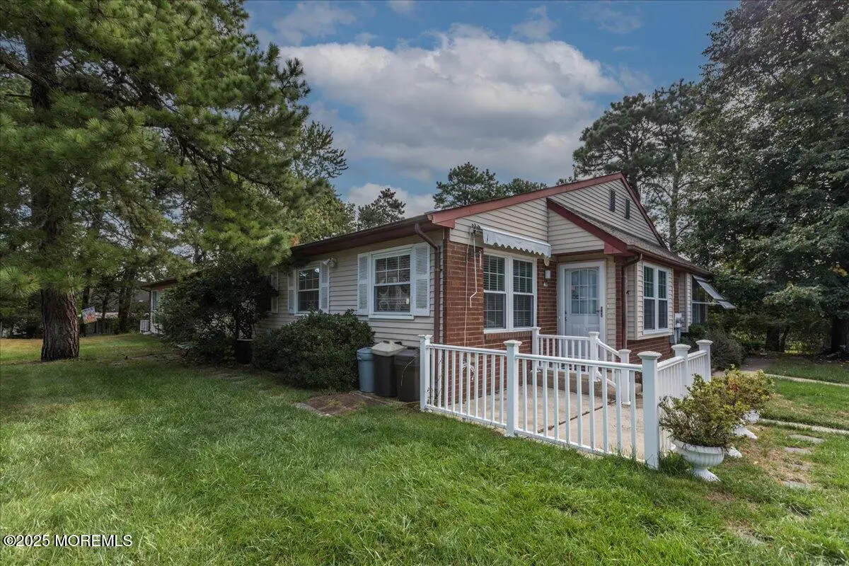 41 Stonybrook Road #A, Whiting, NJ 08759 - Image #1