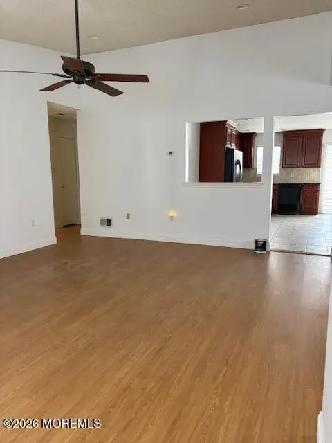 1 Carnaby Close #1000, Freehold, NJ 07728 - Image #2