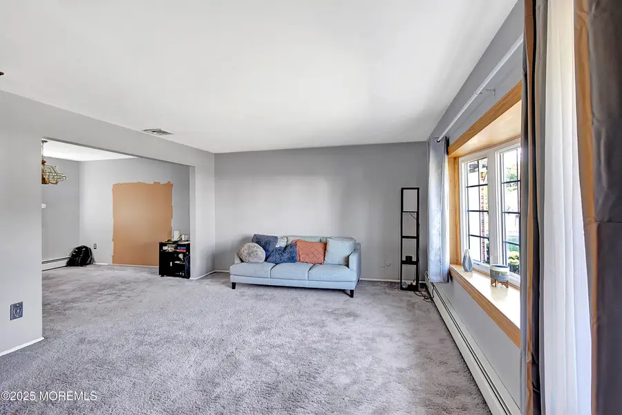 32 Kilfoyle Avenue, Fords, NJ 08863 - Image #2