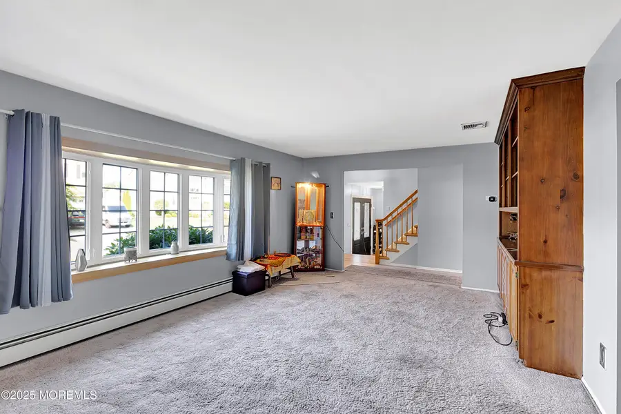 32 Kilfoyle Avenue, Fords, NJ 08863 - Image #3