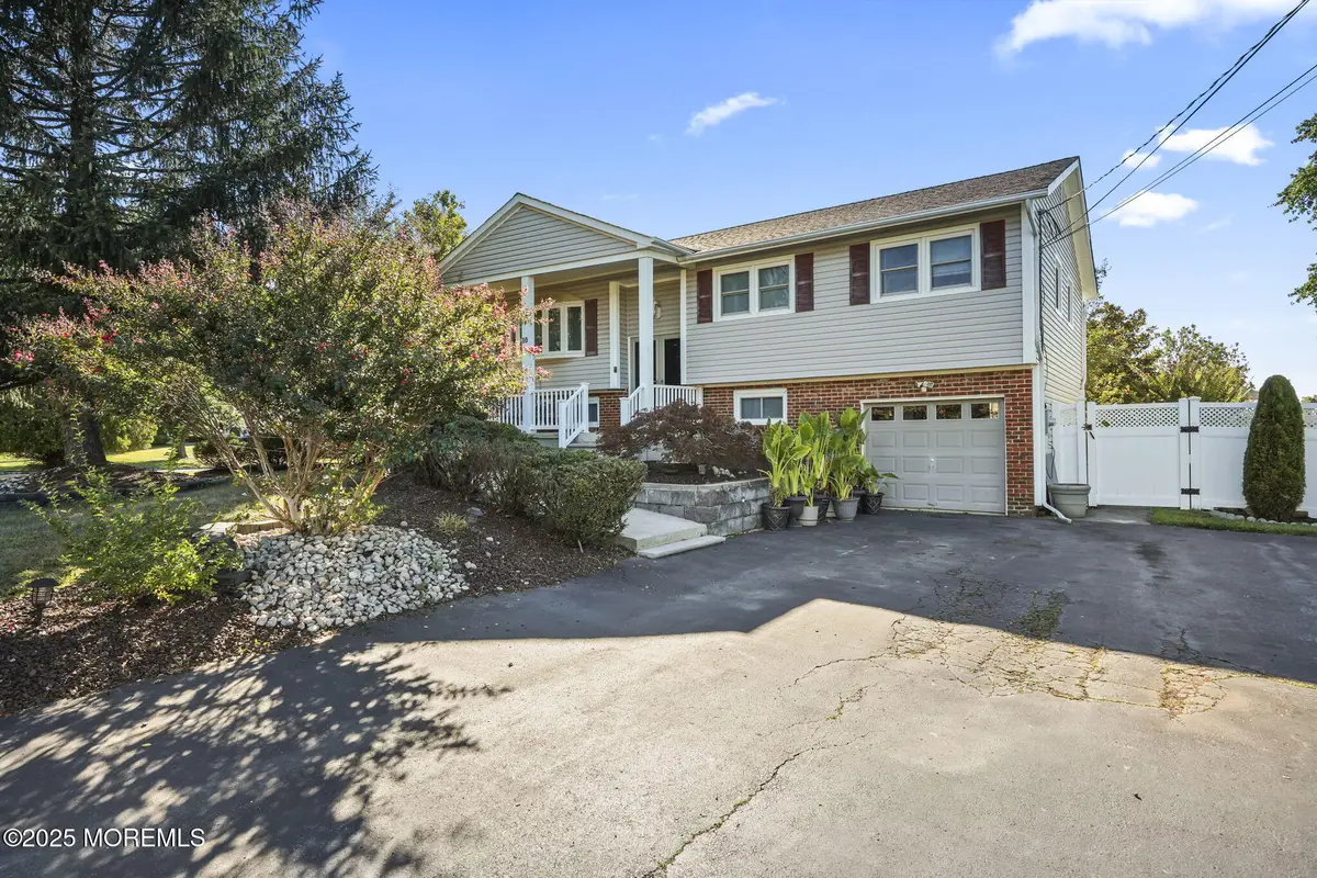 10 Milton Avenue, Yorketown, NJ 07726 - Image #1