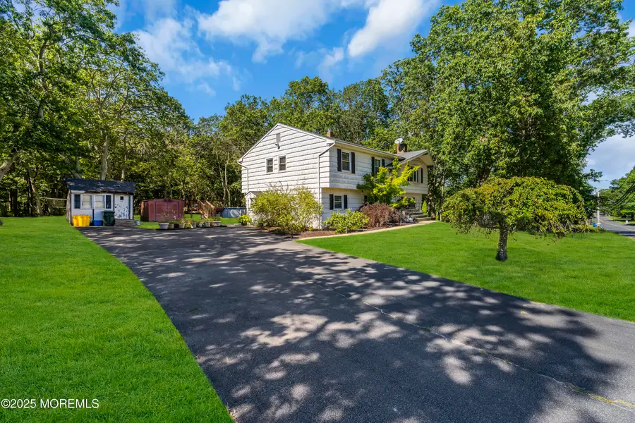 910 Woodlane Road, Jackson, NJ 08527 - Image #3