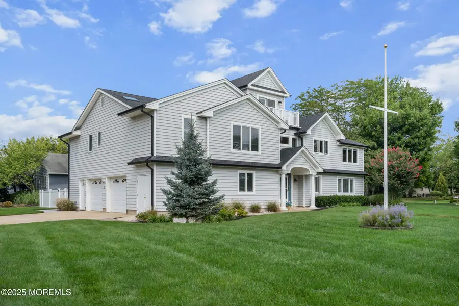 8 Mann Court, Monmouth Beach, NJ 07750 - Image #2