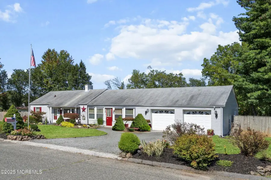 5 Bucks Lane, Marlboro, NJ 07746 - Image #2