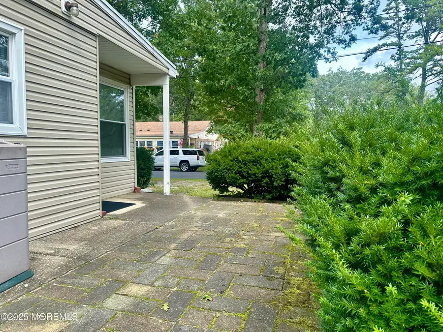 9 Birch Drive #B, Toms River, NJ 08757 - Image #2