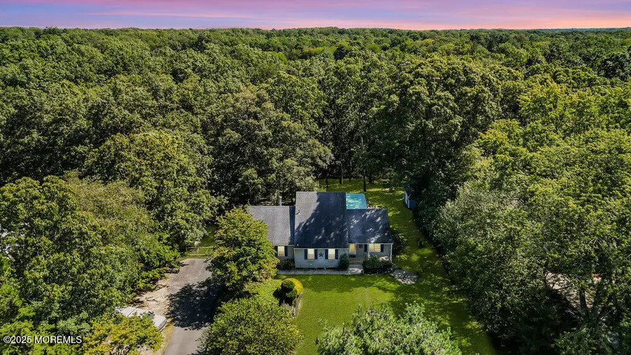 7 Corinne Court, Jackson, NJ 08527 - Image #2